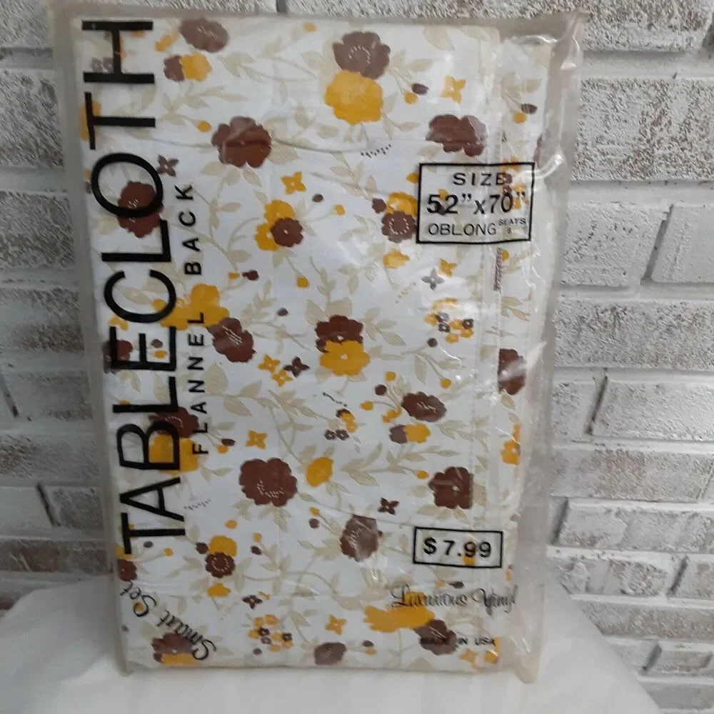 Vintage Smart Set New Vinyl/ Flannel Brown& Goldenseal Tablecloth